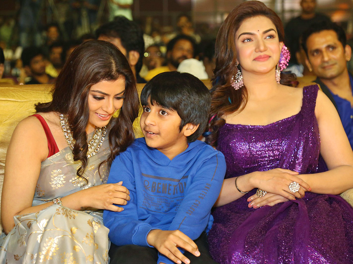 Veera_20Simha_20Reddy_20Success_20Meet_20Photos_4.jpg 4