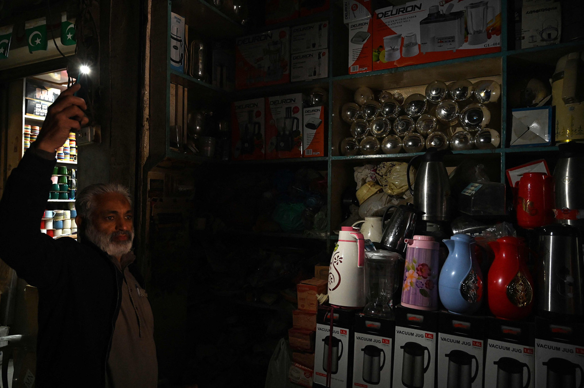 244875-01-02.jpg 3