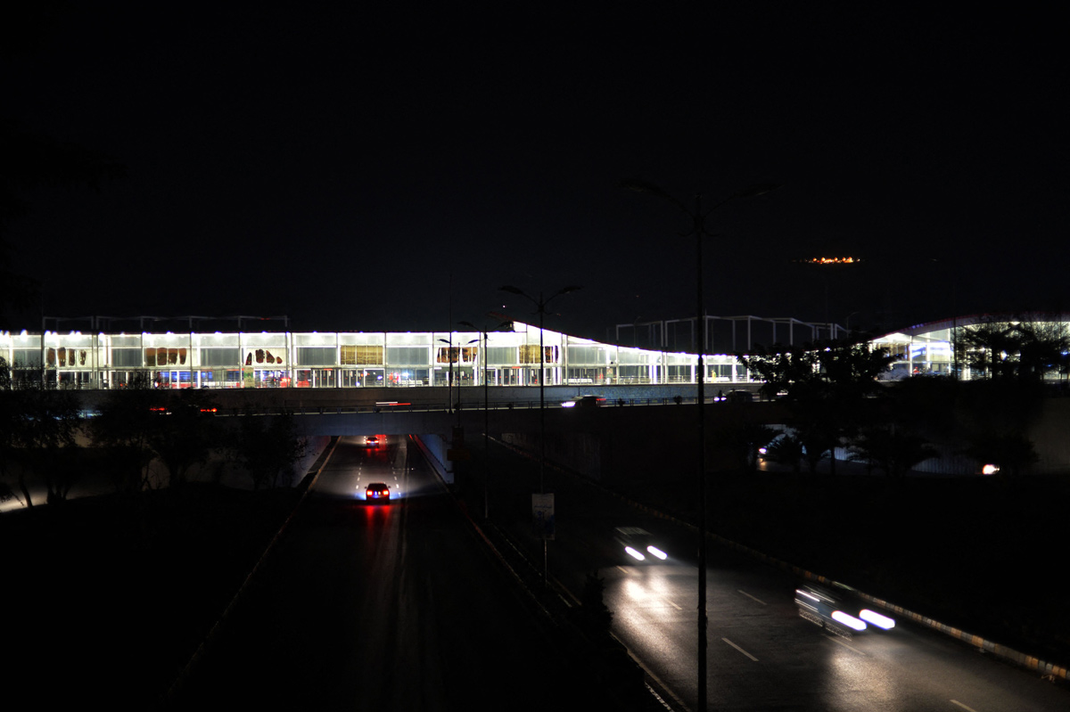 245810-01-02.jpg 10