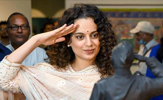 Kangana_Re_Entry_Twitter.jpg