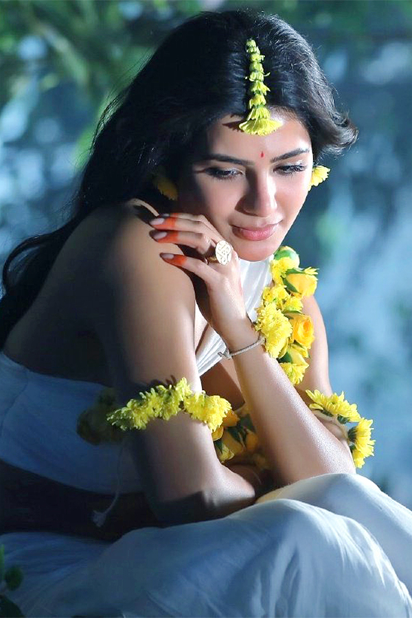 Samantha_20Shakuntalam_20Movie_20Stills-13.jpg 13