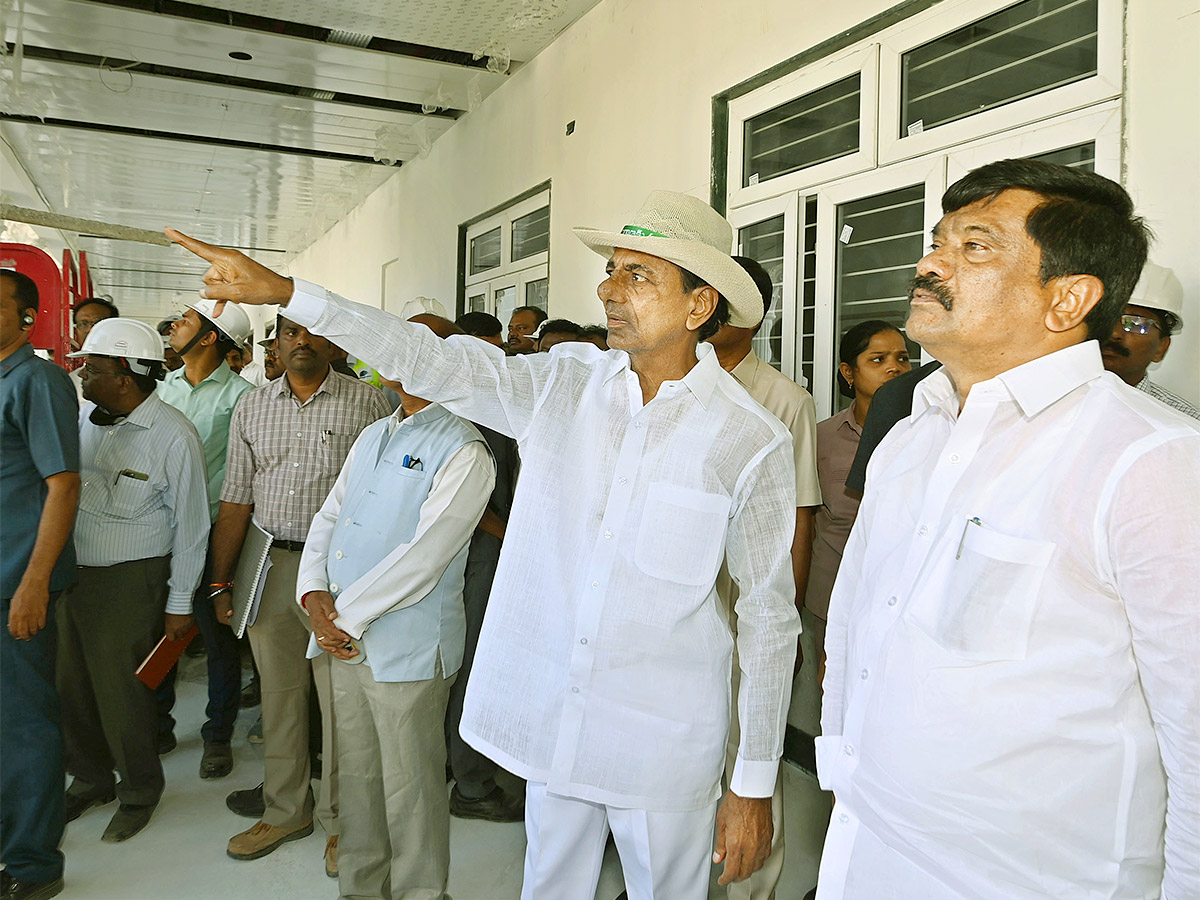 CM_20KCR_20Visits_20New_20Sachivalayam_20in_20Hyderabad_20Photos_14.jpg 14
