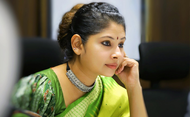 SmitaSabharwal.jpg