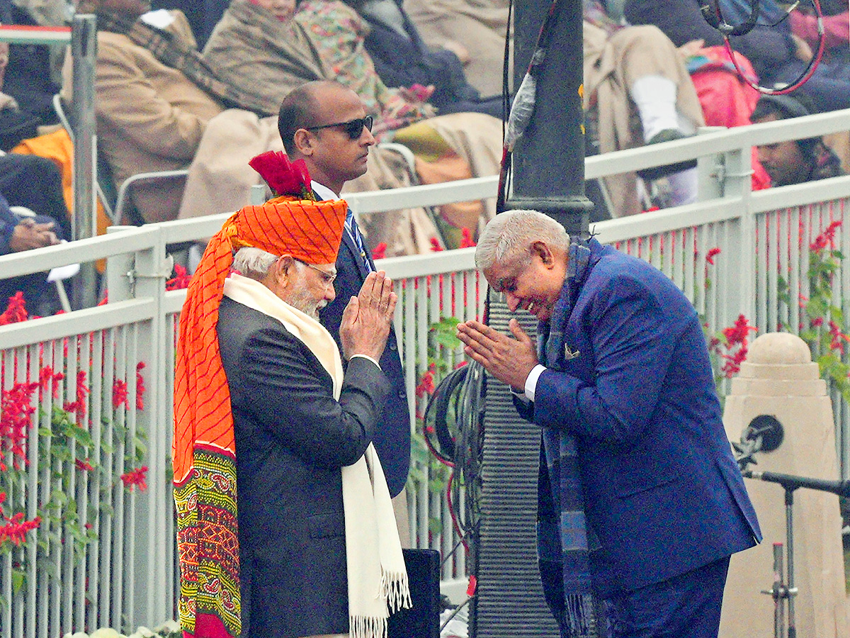 74th_20Republic_20Day_20Celebrations_20in_20New_20Delhi_20Photos_14.jpg 15