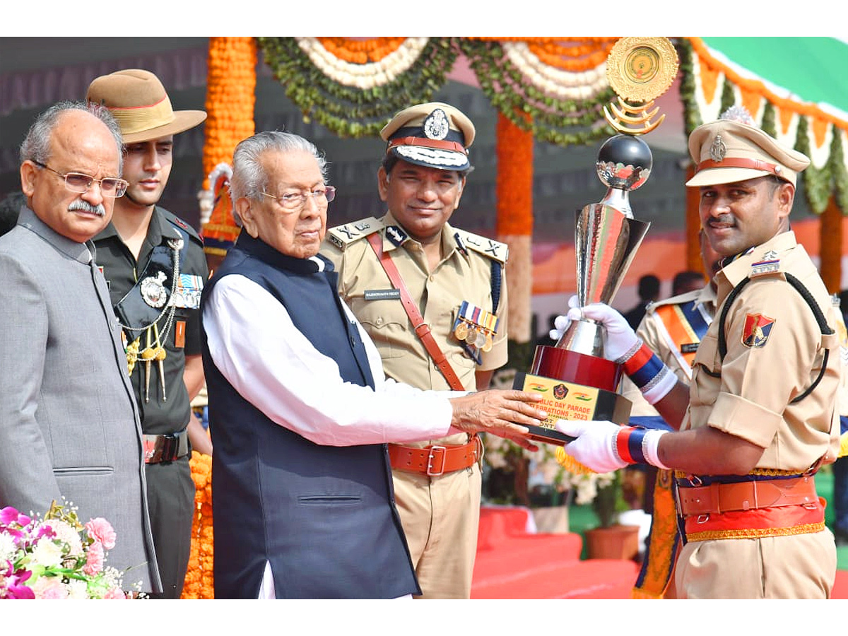 74th_20Republic_20day_20Celebrations_20At_20Indira_20Gandhi_20Stadium_20Vijayawada_20PHotos_8.jpg 9