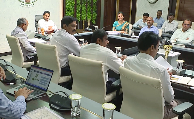 CM-YS-JAGAN_2.jpg