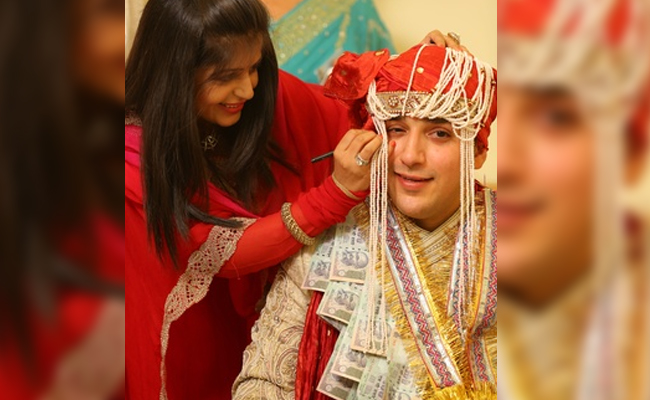 Bridegroom_notes_Garland_Th.jpg