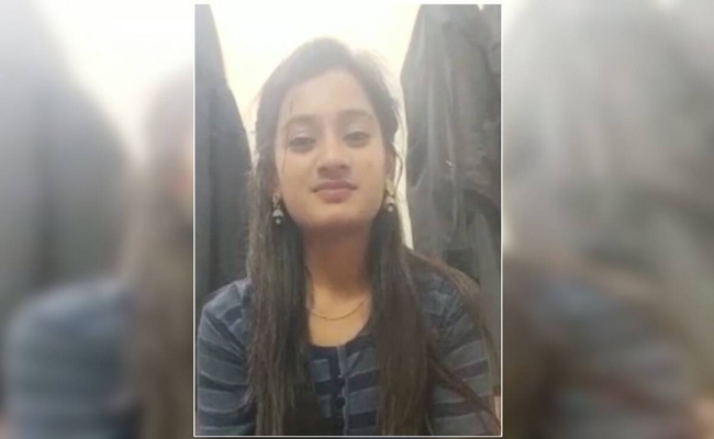 SHUBHANGI.jpg