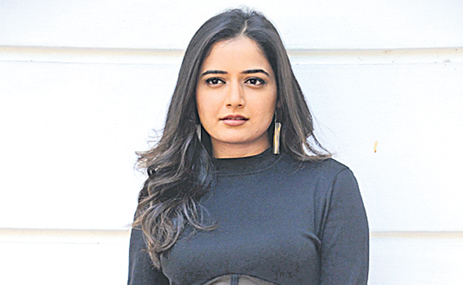 aashika.jpg