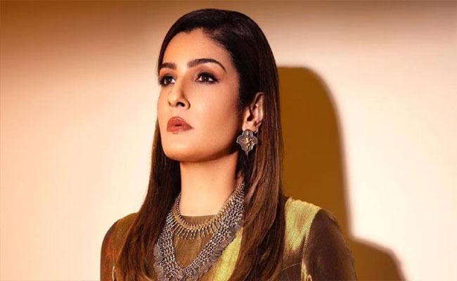 raveena.jpg