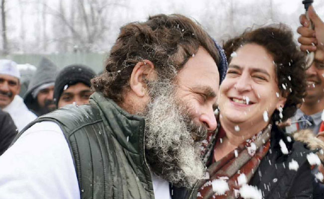 rahul-priyanka-snow.jpg