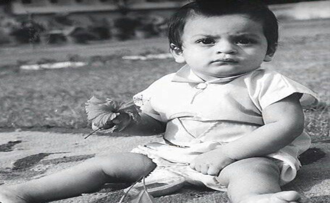sharukh.jpg