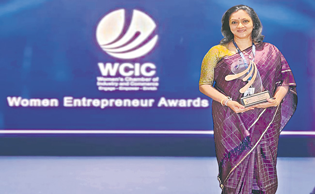 sujatha.jpg