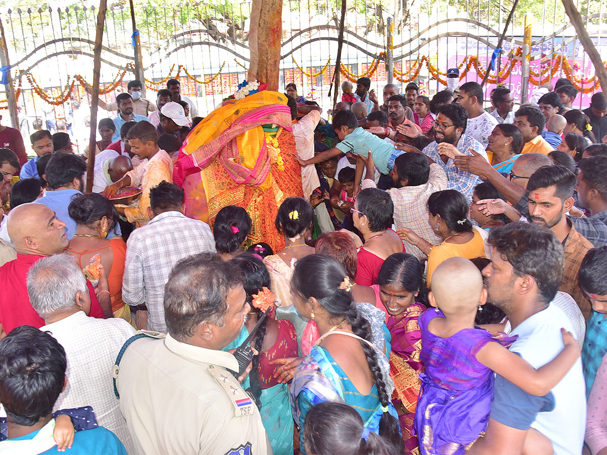 Medaram_20Sammakka_20Sarakka_20Chinna_20Jatara_202023_20Photos-23.jpg 20