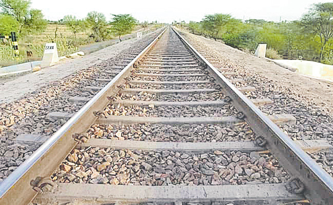 TRACK-3A.jpg