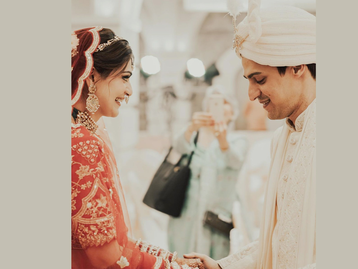 Neninthe_20heroine_20Aditi_20Gautam_20got_20married_20photos_1.jpg 2