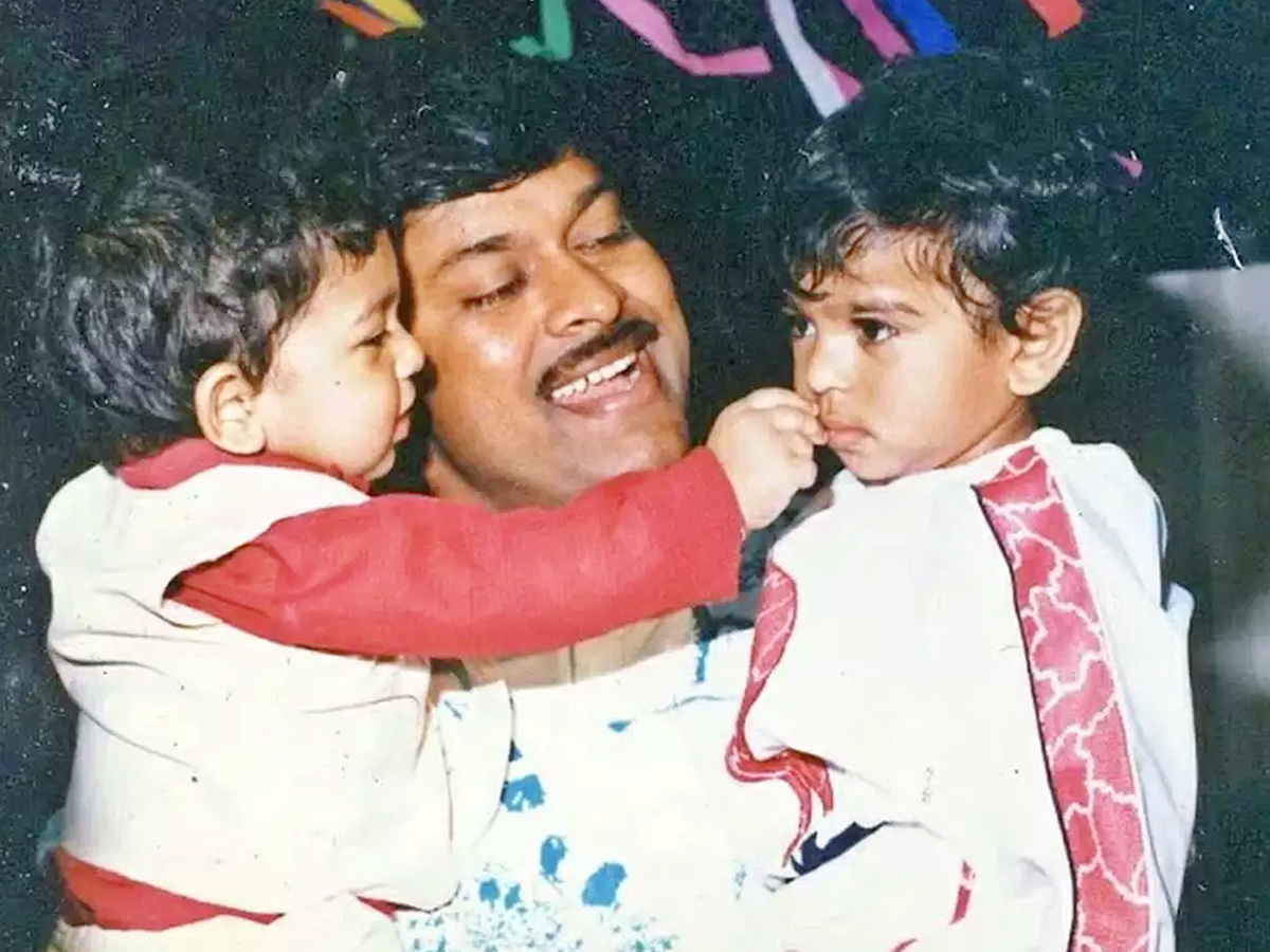 Tollywood_20Hero_20Ram_20Charan_20Unseen_20Photos-22.jpg 22