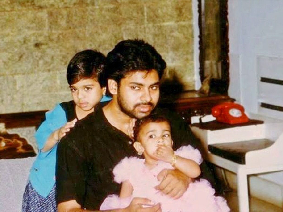 Tollywood_20Hero_20Ram_20Charan_20Unseen_20Photos-25.jpg 25