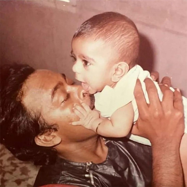 Tollywood_20Hero_20Ram_20Charan_20Unseen_20Photos-36.jpg 35