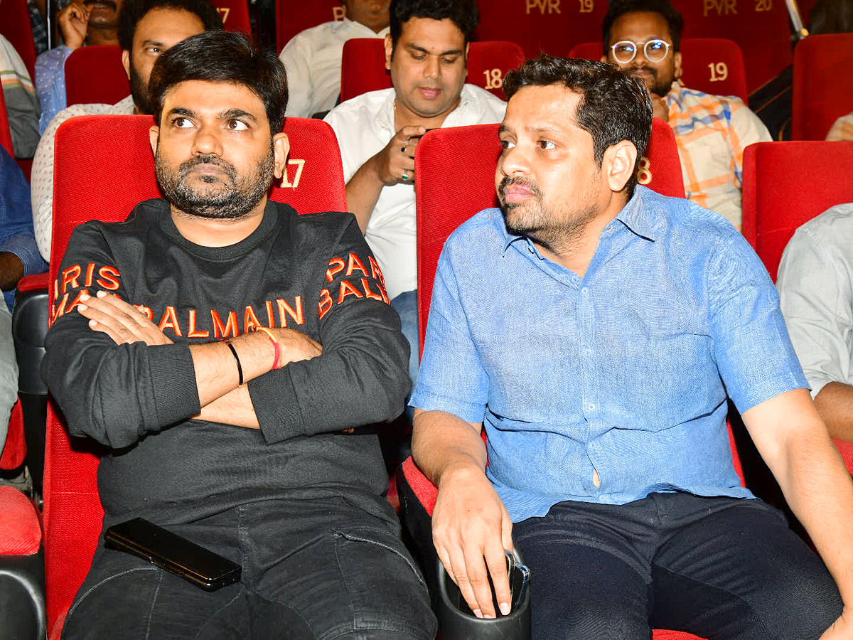 VinaroBhagyamuVishnuKatha_20Trailer_20Launch_20Event_20Photos_7.jpg 8