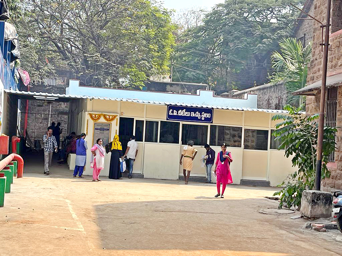10_0.jpg 9