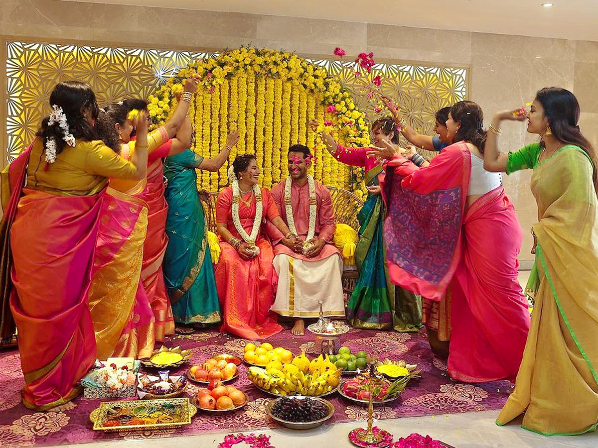 Actress_20Pooja_20Ramachandran_20Seemantham_20Function_20Photos_4.jpg 6