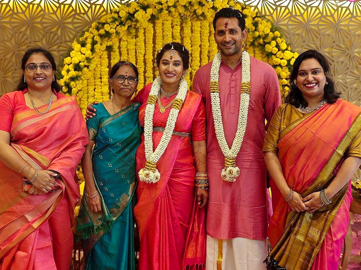 Actress_20Pooja_20Ramachandran_20Seemantham_20Function_20Photos_6.jpg 8