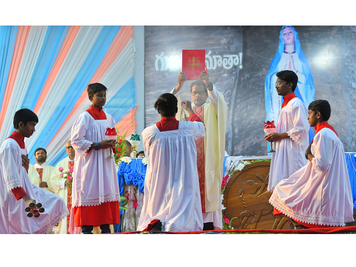 Gunadala_20Mary_20Matha_20festival_20Photos_7.jpg 8