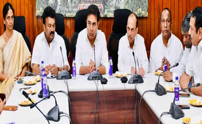 Meeting-Of-Minister-Ktr-On-.jpg