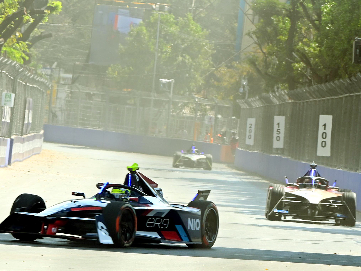 Formula_20E_20race_20At_20Hyderabad_20Photos_1.jpg 10