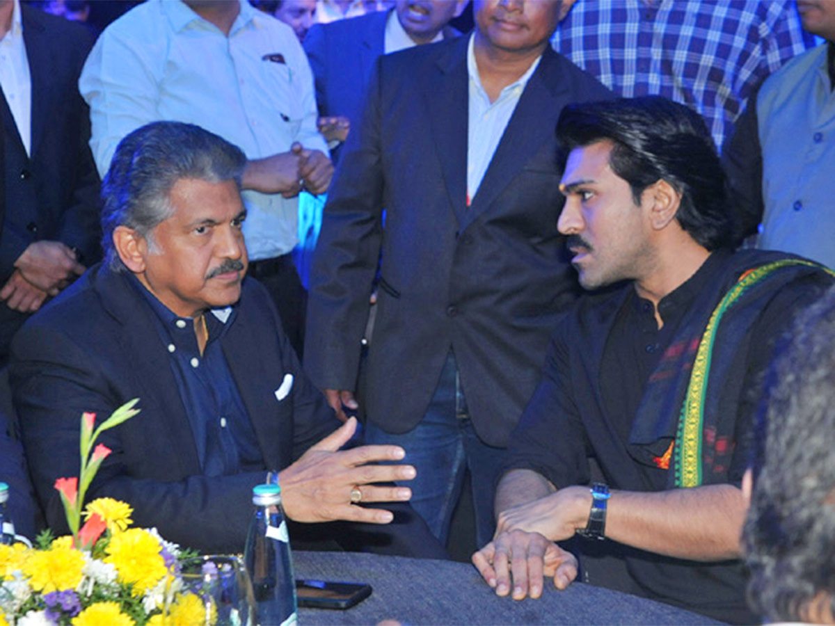 Mahindra_20E_20Racing_20Show_20In_20Hitech_20City-10.jpg 10