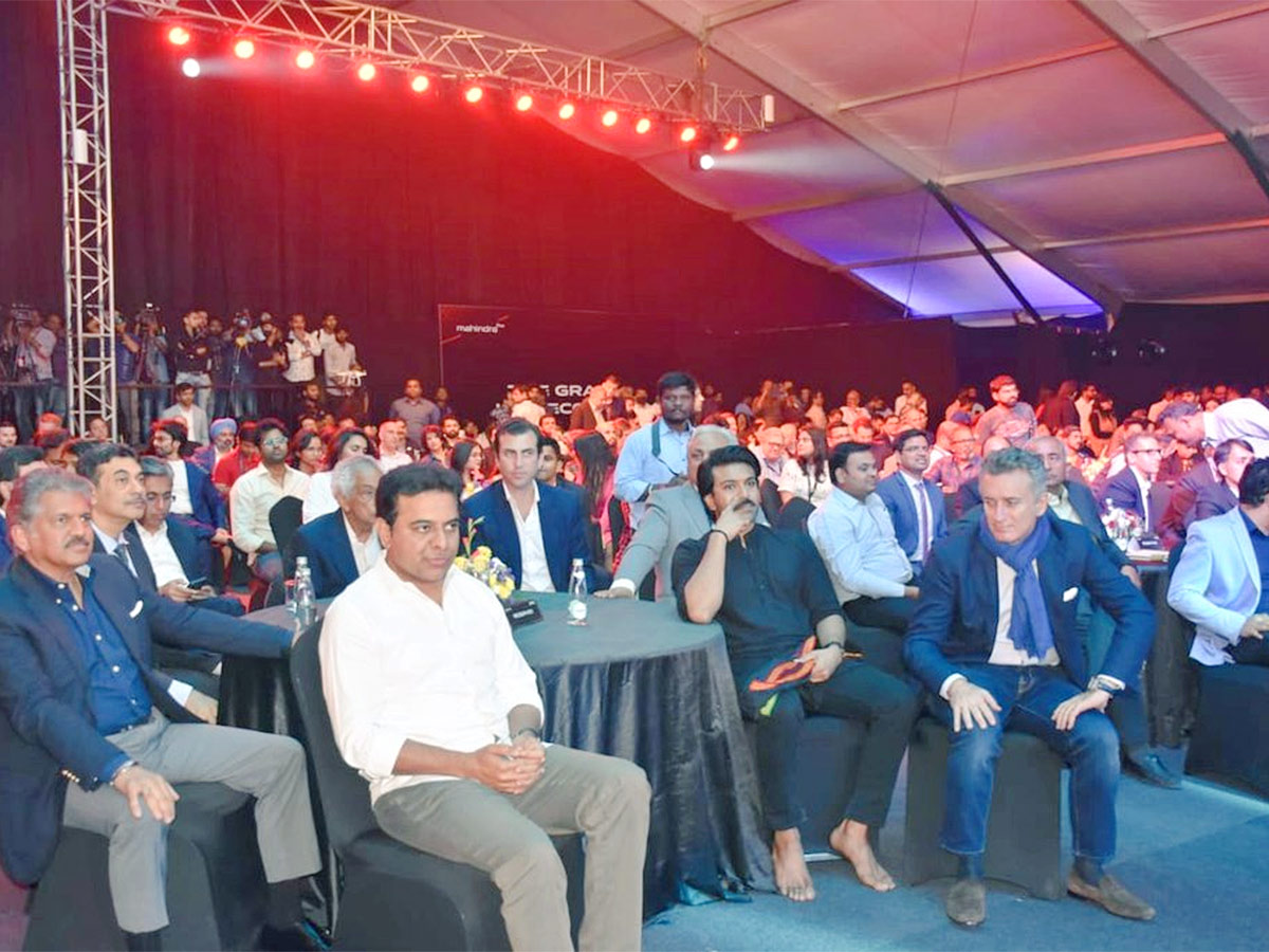 Mahindra_20E_20Racing_20Show_20In_20Hitech_20City-2.jpg 2