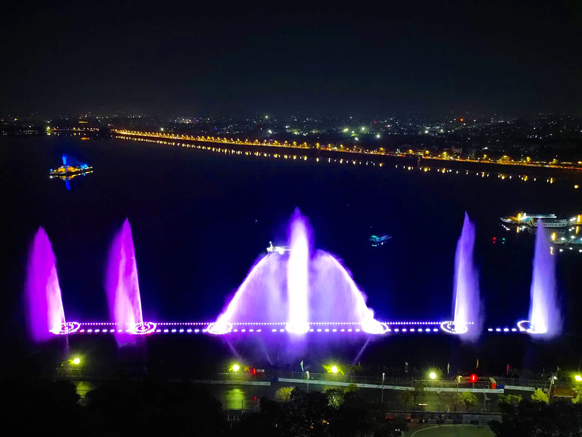 Musical_20Fountain_20at_20Lumbini_20Park_20Hyderabad-1.jpg 1