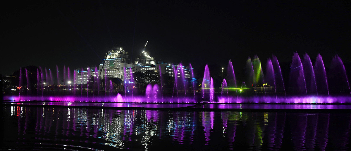 Musical_20Fountain_20at_20Lumbini_20Park_20Hyderabad-13.jpg 13