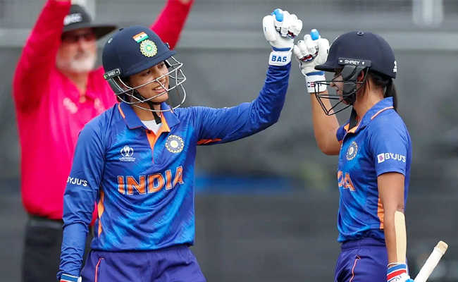 Mandhana.jpg