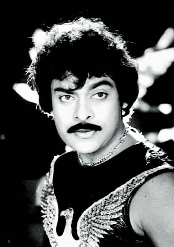Tollywood_20Megastar_20Chiranjeevi_20Unseen_20and_20Rare_20Images-31.jpg 30