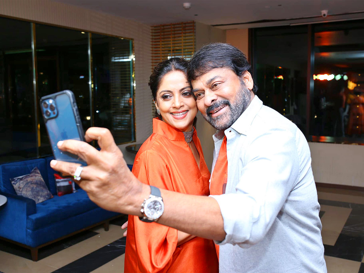 Tollywood_20Megastar_20Chiranjeevi_20Unseen_20and_20Rare_20Images-8.jpg 7