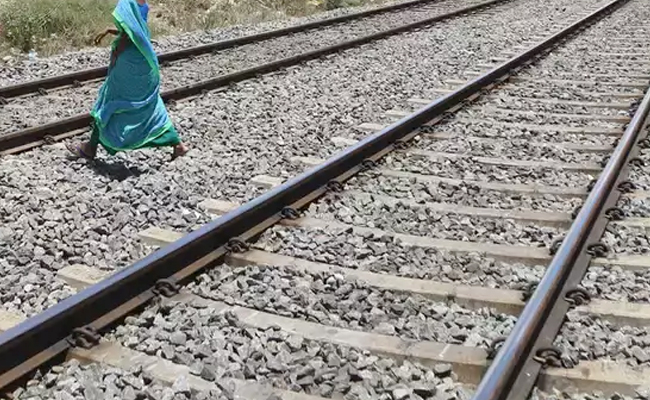 Train123.jpg