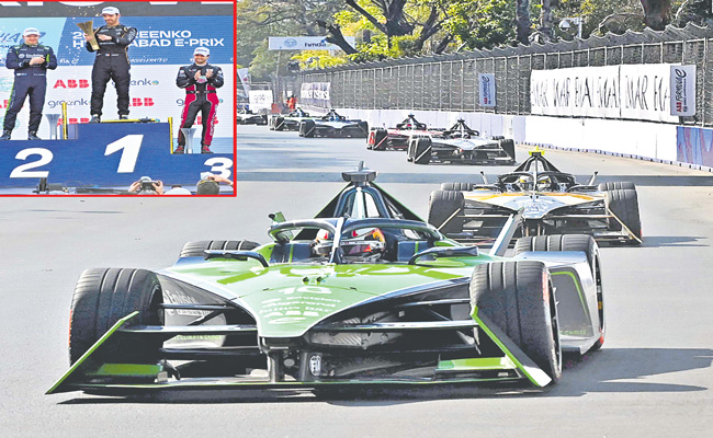 RACE-7.jpg