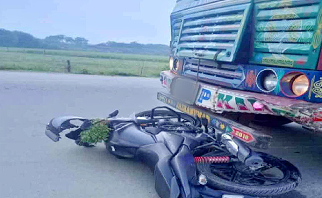 lorry.jpg