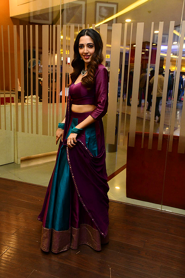 Actress_20Neha_20Shetty_20Latest_20Photos-21.jpg 21