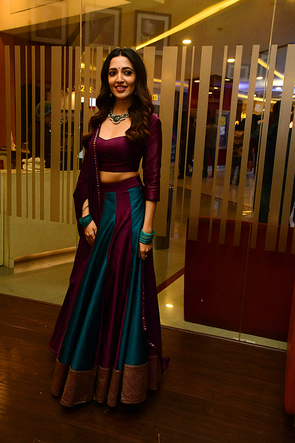 Actress_20Neha_20Shetty_20Latest_20Photos-22.jpg 22