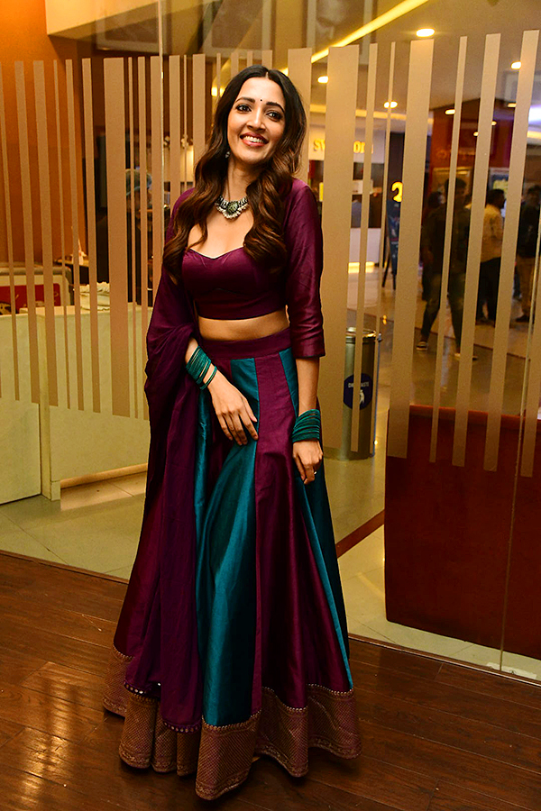 Actress_20Neha_20Shetty_20Latest_20Photos-6.jpg 6