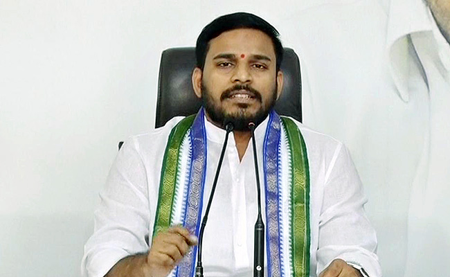 Konda-Rajiv.jpg