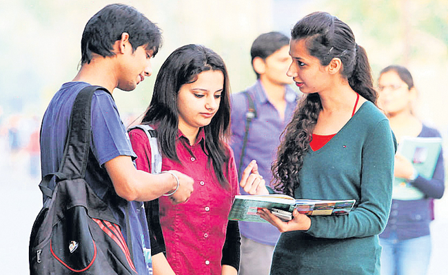 STUDENTS-3.jpg