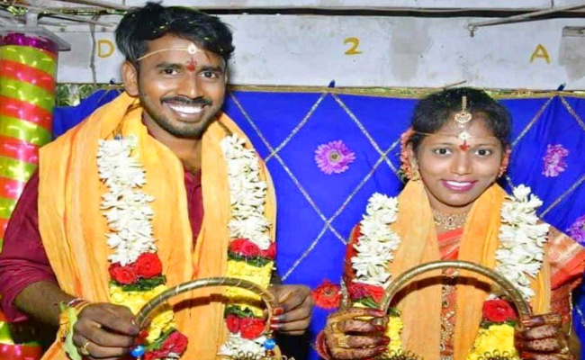 Newly-married-Couple.jpg