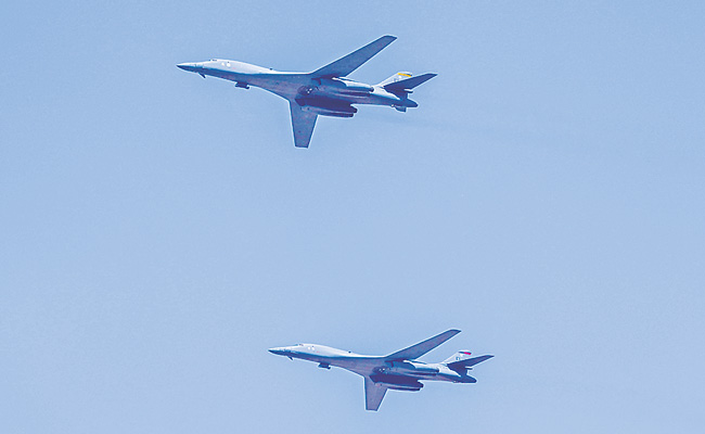 B-1B.jpg