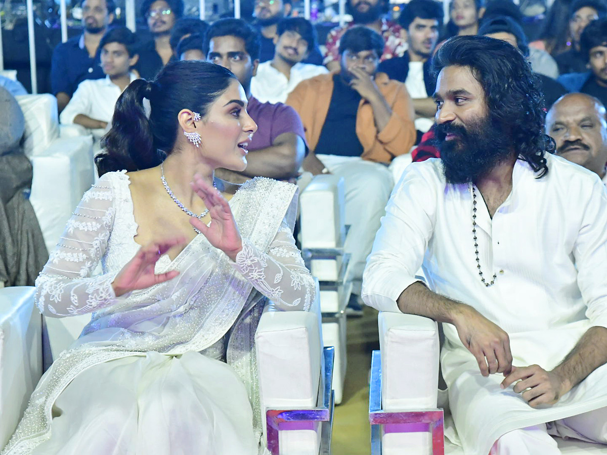 Dhanush_20Movie_20Sir_20Pre_20Release_20Event_20Photos_8.jpg 8
