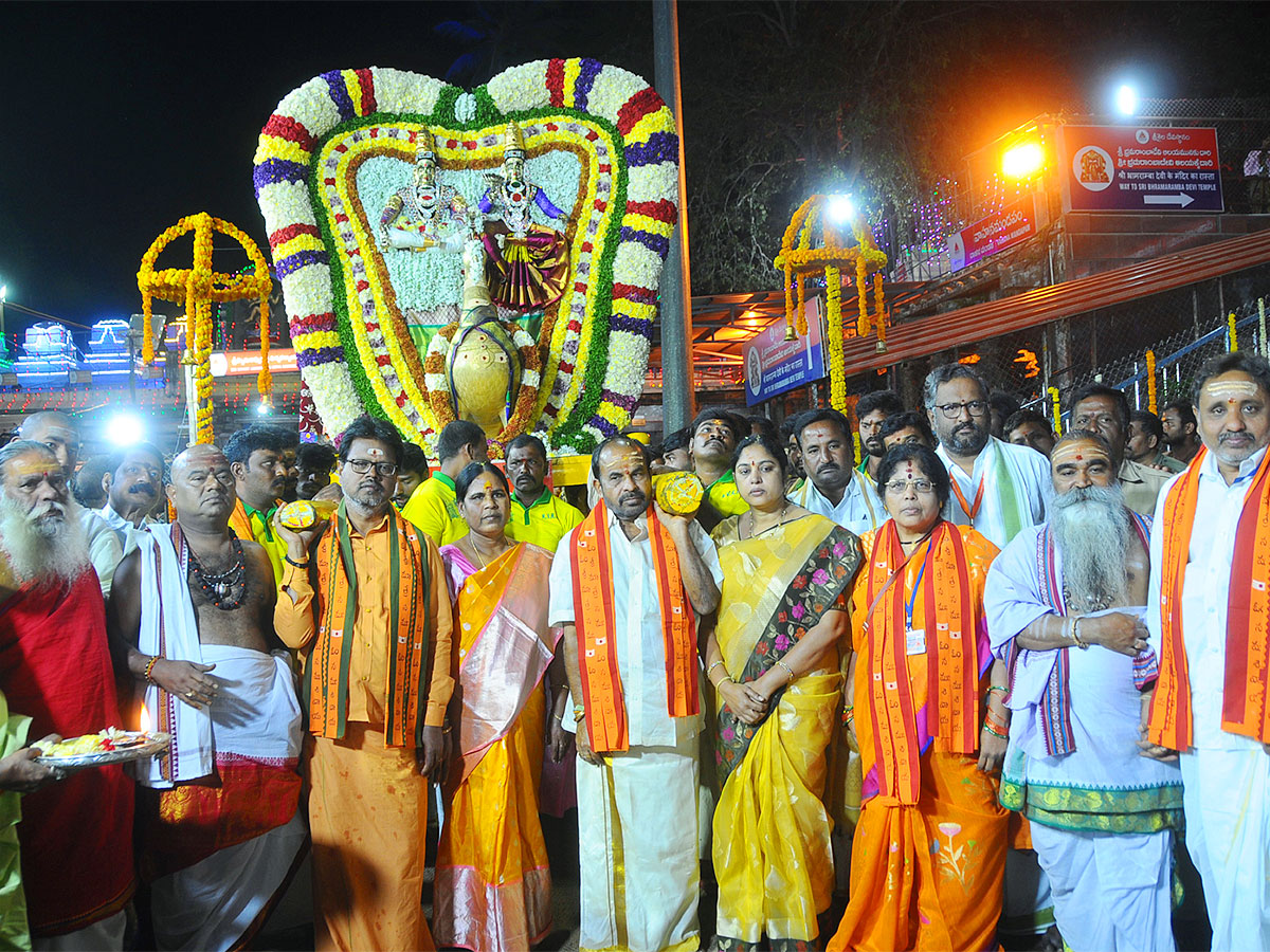 Maha_20Shivaratri_20Brahmotsavams_20Begins_20Srisailam-19.jpg 19
