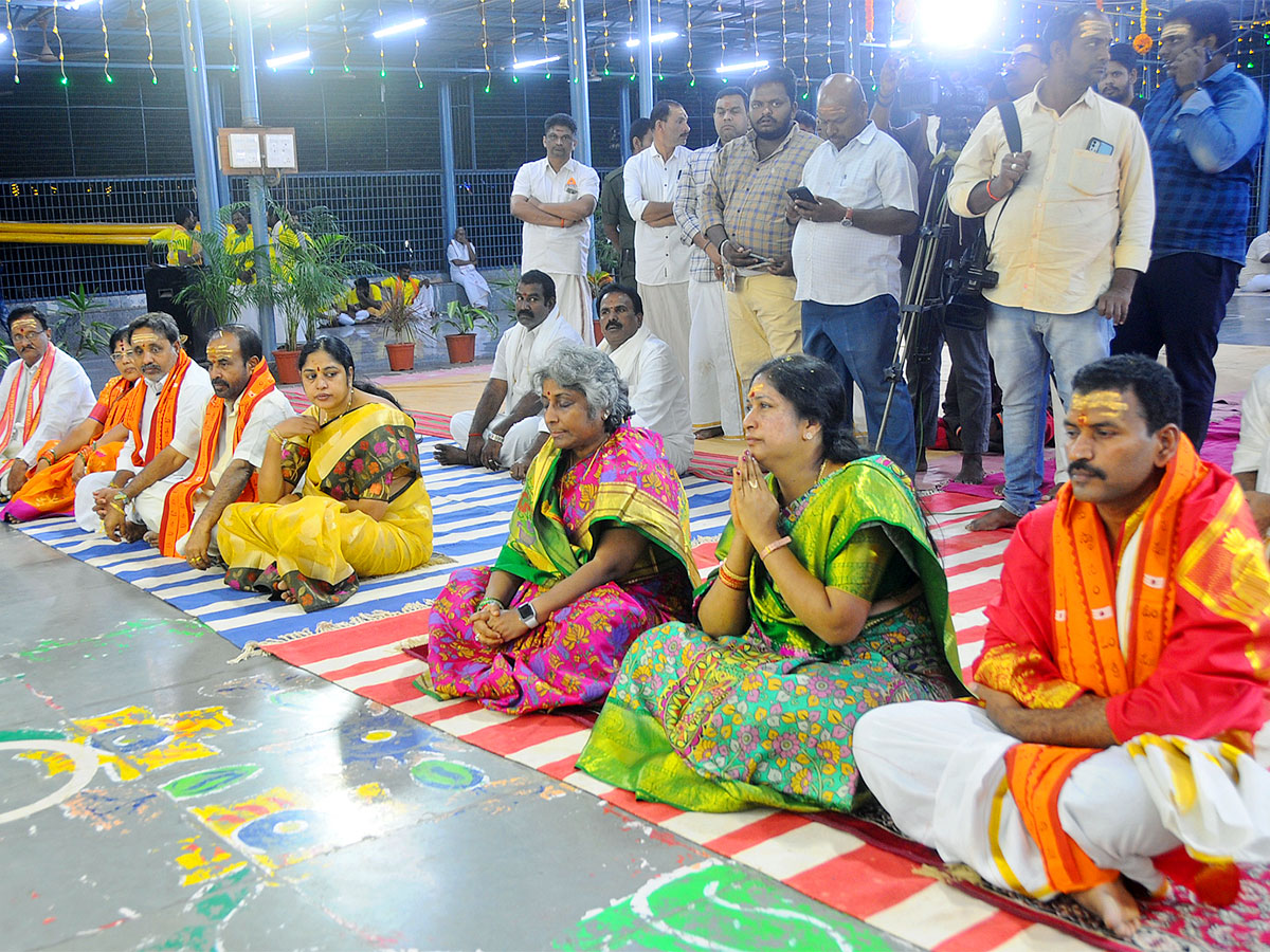 Maha_20Shivaratri_20Brahmotsavams_20Begins_20Srisailam-4.jpg 4